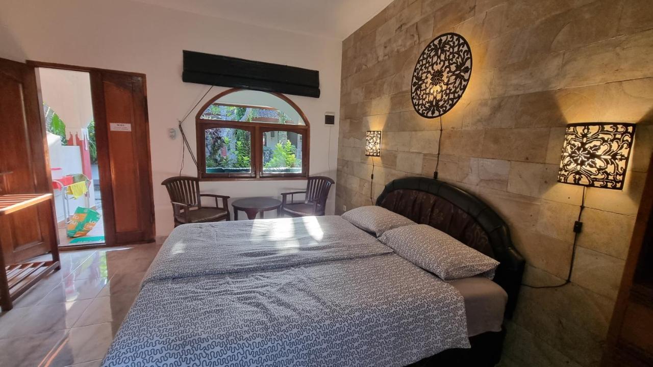 Catra Homestay Beach Apartments Candi Dasa  Exterior photo
